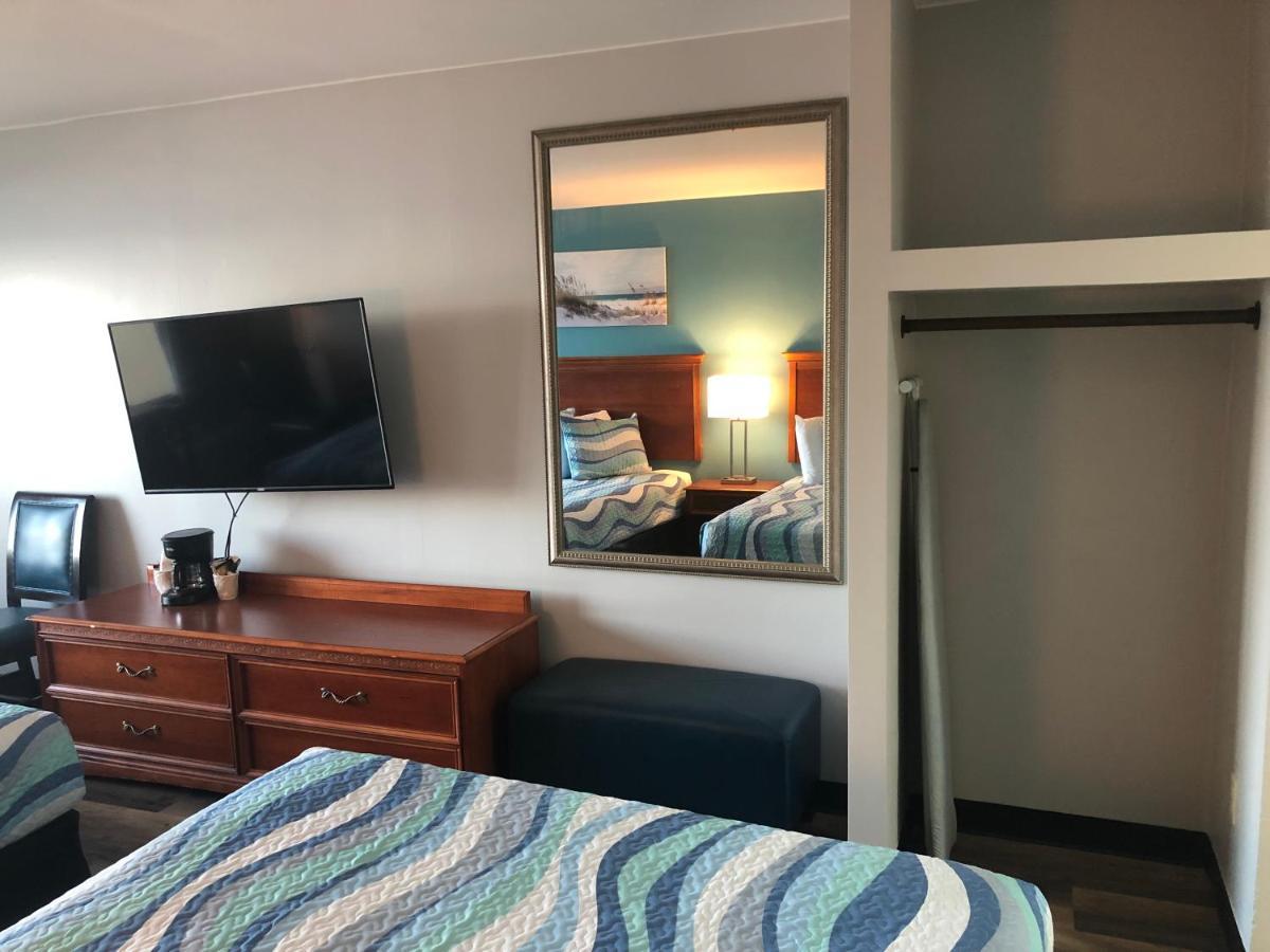 Gazebo Inn Oceanfront Миртл-Бич Экстерьер фото