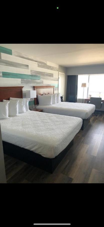 Gazebo Inn Oceanfront Миртл-Бич Экстерьер фото