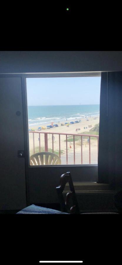 Gazebo Inn Oceanfront Миртл-Бич Экстерьер фото
